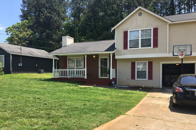 The home - 5 bedroom home to roommate with