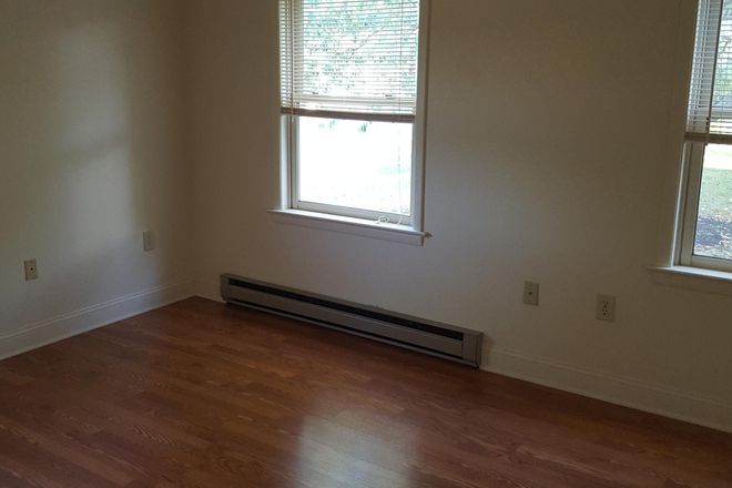 Bedroom - 2BR apt - Rocky Hill