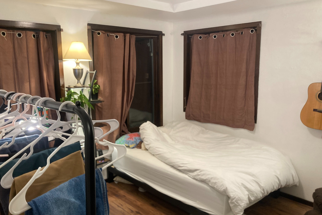 Large desk not in photo - Summer Sublet: 1 RM in 3BR. Full Lease Takeover Available After