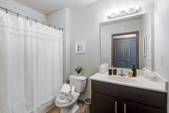 Bathroom - The James apartments, close to campus