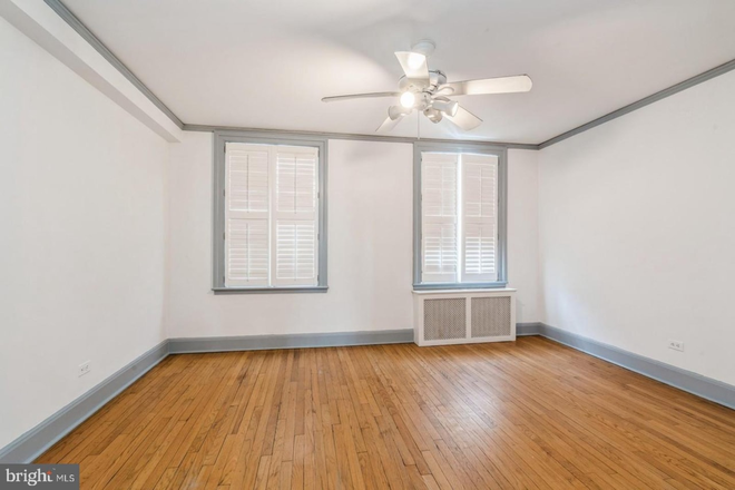 Bedroom - 1BR apt--Palmer Sq. West-Princeton