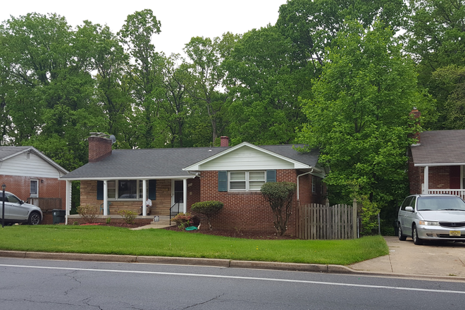 Front view - 5 Bedroom Single Family House Close to UMD Campus for Rent