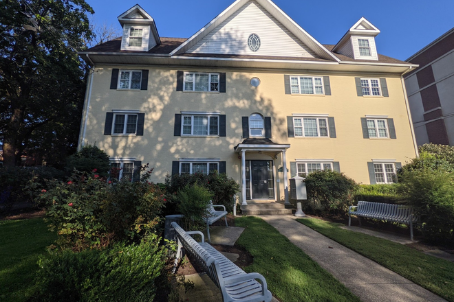 Street View - The Yale House Apartments, Super close to RJ Bentley's, Now Offering Semester-Long Leases