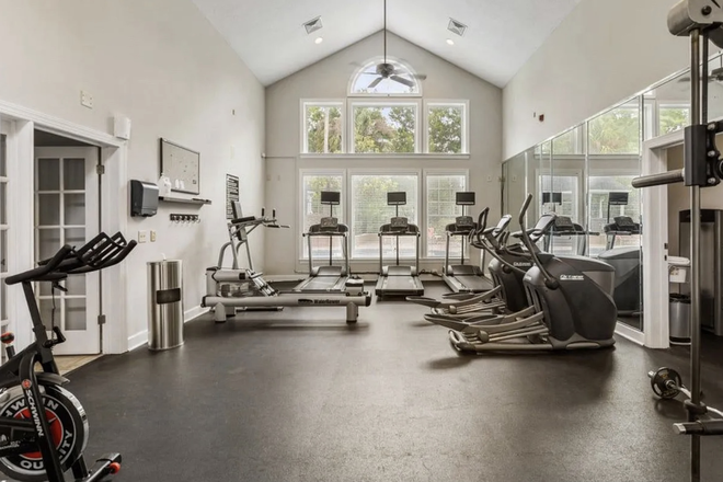 Private Gym - Cozy FURNISHED and inviting One-Bedroom One-Bath Condo