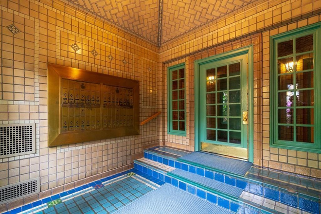Lots of original detail - Lovely Studio Across from Law School! Condo
