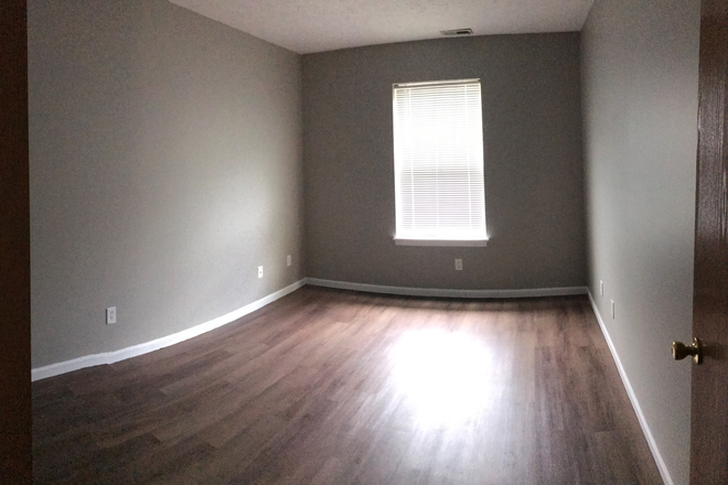 Bedroom - Sublease/Lease Takeover for Jan-July 2026 (1 bedroom/1bathroom apartment)