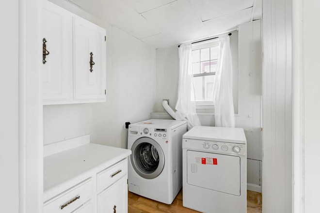 Bath - East Boston 4 Bed Falcon St Apartments