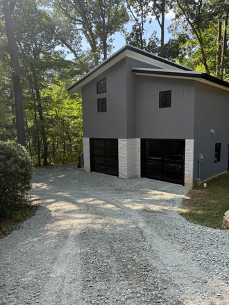 Exterior - PRIVATE, BRAND NEW CONSTRUCTION CLOSE TO CAMPUS
