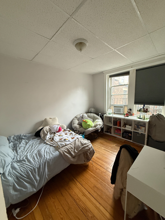 . - 2 Bed/ or 3 bed with no living room, Heat and hot water included. Apartments