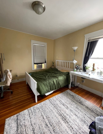 Bedroom - 123 Winthrop St. Medford Tufts University NO FEE