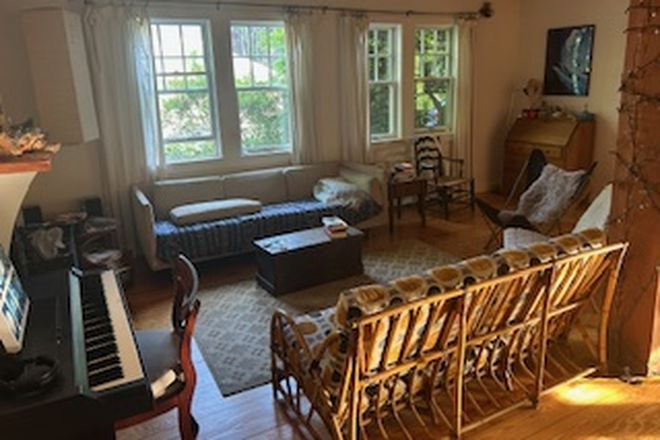 Downstairs living room - Unique Cambridge Bungalow House