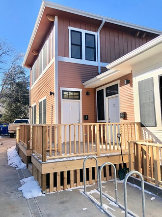 Unit 1 Exterior - Front porch, Bike storage - 2949 Broadway #1 Beautiful 4 Bed/ 5 Bath, Central Location, Available for Fall Pre-Leasing