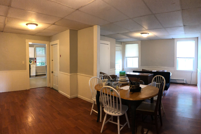 Living Room - 747 Main Street U1 Apartments