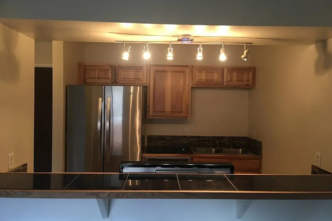 Kitchen - Two Mile Creek Apartments