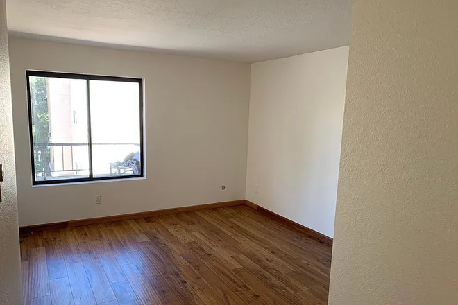 Bedroom View from door - Master Bedroom in La Jolla Garden Villas | Female Roommate(s) Requested