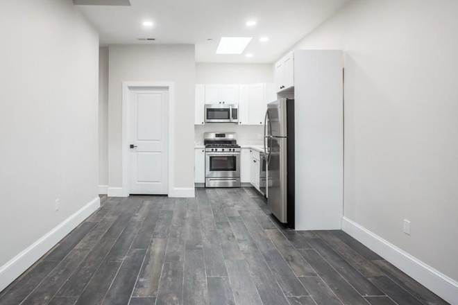 Call NOW for showings! 617-236-8550 - MASS AVE - ULTRA MODERN 3BR/1BA IN SOUTH END AVAIL *9/1/2025* W/ IN UNIT W/D, OPEN LAYOUT, EXP BRICK Apartments