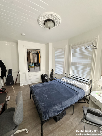 Bedroom - 4 bedroom on Tremont St. w/ tons of natural sunlight & laundry in unit Apartments