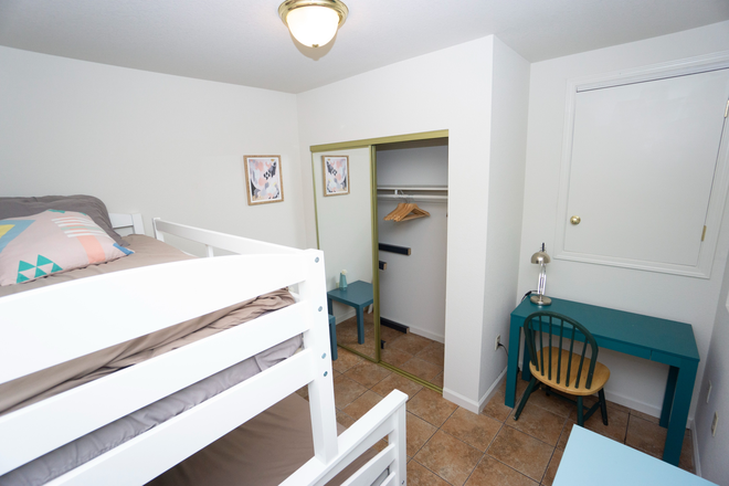 Room 7 - Private and Shared Rooms in Premier Student Housing near UC Berkeley
