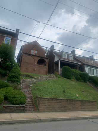 Photo - SPRING SEMESTER ONLY (1/20 - 5/20) 4 MONTH LEASE. UTILITIES INCLUDED/UNFURNISHED. CLOSE TO CAMPUS House