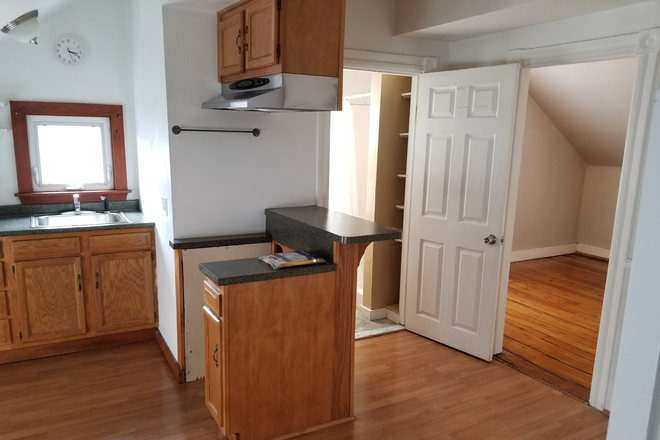 Kitchen - 1 Bed Apt off Wickenden St.