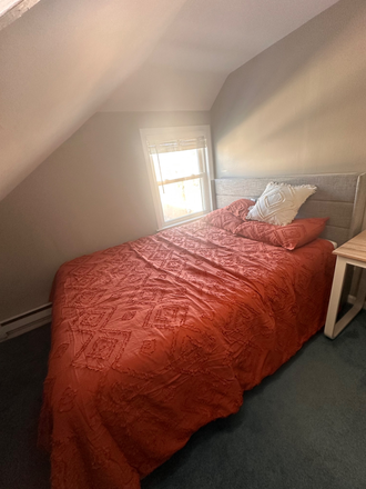 Furnished room - Apartment Close to Boston College