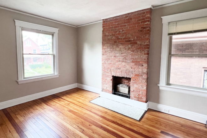 Bedroom - 1 room available for Jan move in- 5BD 2BD shared house