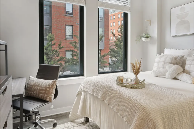 Bedroom - The Standard at College Park Apartments