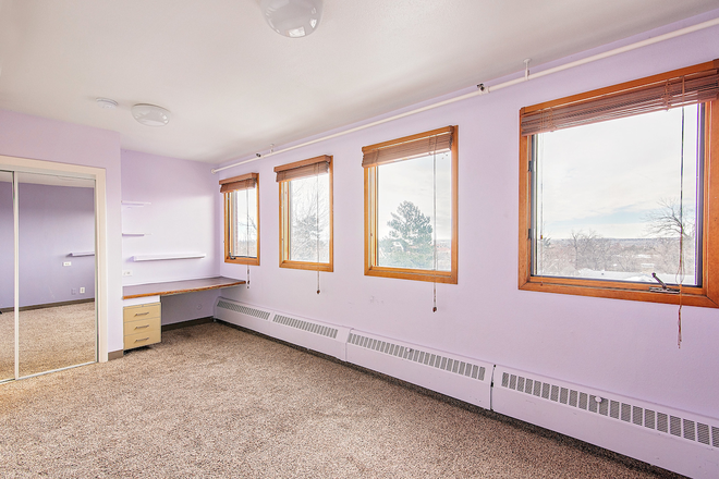 Private bedroom - 909 14th Street #208 Rental