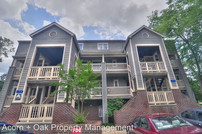 Outside Street View - Mill Creek Condominiums