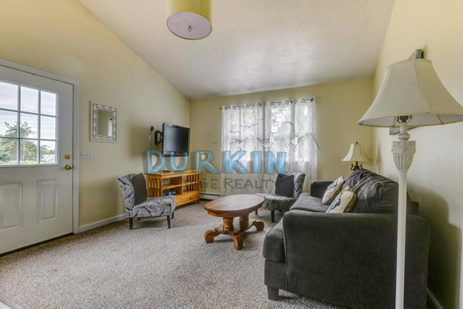 living area - PRICE REDUCTION! Hot Water Included in 3 Bed Town House - Durkin Complex
