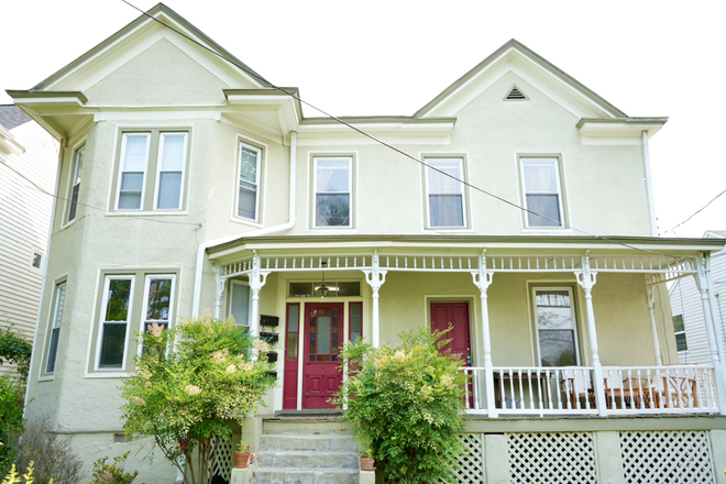 Exterior - Two Bedroom Apartment Available in Belmont