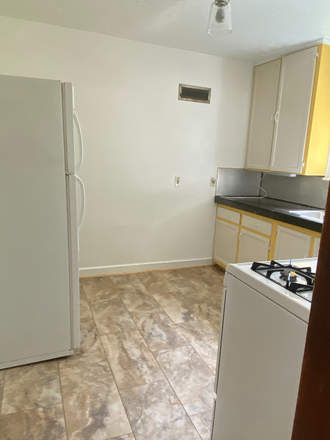 kitchen - 430 Walnut Ave SE