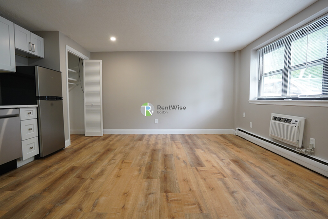 1 - AUG 2026-Gorgeous Coolidge Corner Studio H/HW & Prk inc, No Fee! Apartments