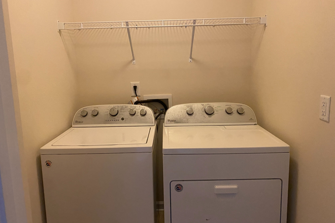 Washer/Dryer - Southpoint Townes Townhome, 3b 2.5/b. Close to Duke and UNC