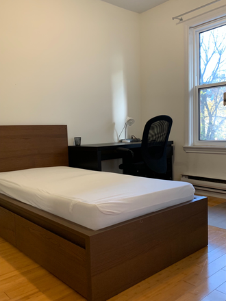 Bedroom-1 - Fully Furnished, All Utilities Incl., 2 BR Condo, 5 min walk to Campus/TTC/Grocery, Heart of Annex