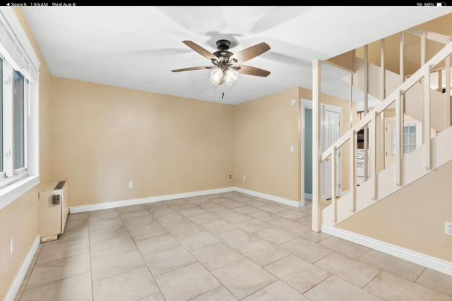 Living room - The Wimbledon Condos