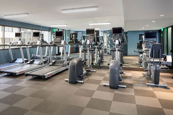 Fitness area - Holiday Inn College Park - 2 miles from the UMD campus Apartments