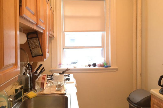 Call NOW for showings! 617-236-8550 - BOYLSTON ST - LARGE SYMPHONY TRUE 2BR W/ LIVING ROOM, LNDRY IN BLDNG, H&HW INC AVAIL *6/1/2025* Apartments