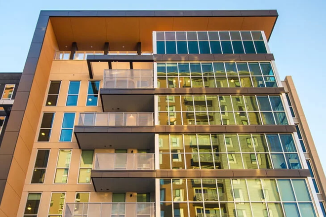 Building Exterior - Bed/Bath in 5x5 Apartment Aug2025-Jul2026