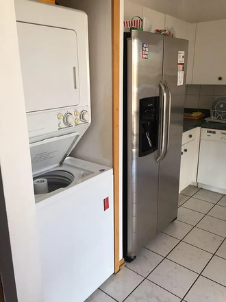 laundry - Garibaldi Square Apartments