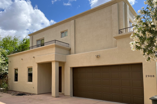 Front - 4 bd 4 ba House - Spacious, Clean, Gated Entry, on Cat Tran route!