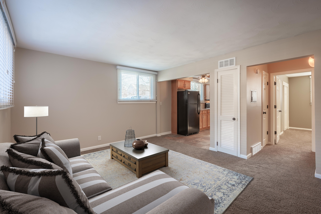 Living Room Toward Kitchen - Gifford Court Apartments - Near Creighton, UNMC Nebraska Medicine, Midtown Omaha!