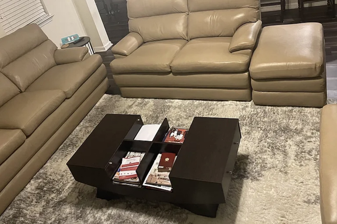 Living room - Cozy room in a peaceful neighborhood House