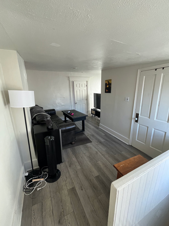 Loft - 315 Emming St. House