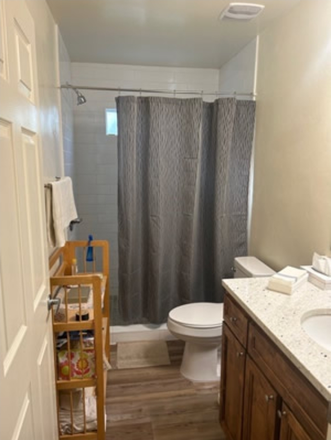 Bathroom - Maglione Rentals 1035 E. Adams St.