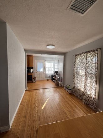 view of the hallway before the kitchen - Available Room in House