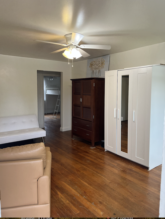 living area - Shared 2 floor apartment, Huge new kitchen, 1 full BA, W/D, parking