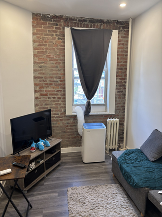 Bedroom - 2 Bed Split Style Available on Peterborough 9/1/26