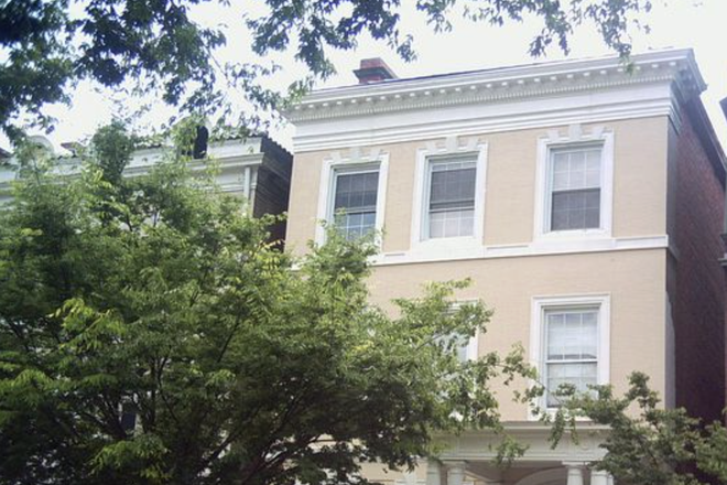 Penthouse of Building - Entire 3rd Floor! - 1105 W. Franklin - Apt #6 Penthouse- Colonial charm with modern amenities