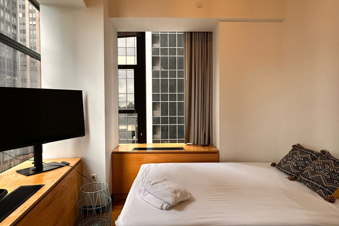 Bedroom 2 - Private Furnished Rooms at Wall Street Apartments